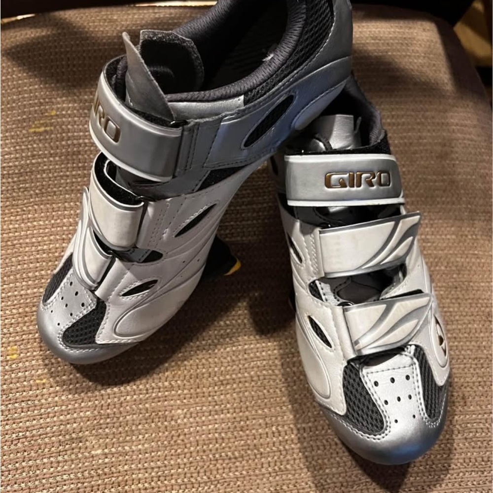 Giro Women’s Silver Cycling Shoes